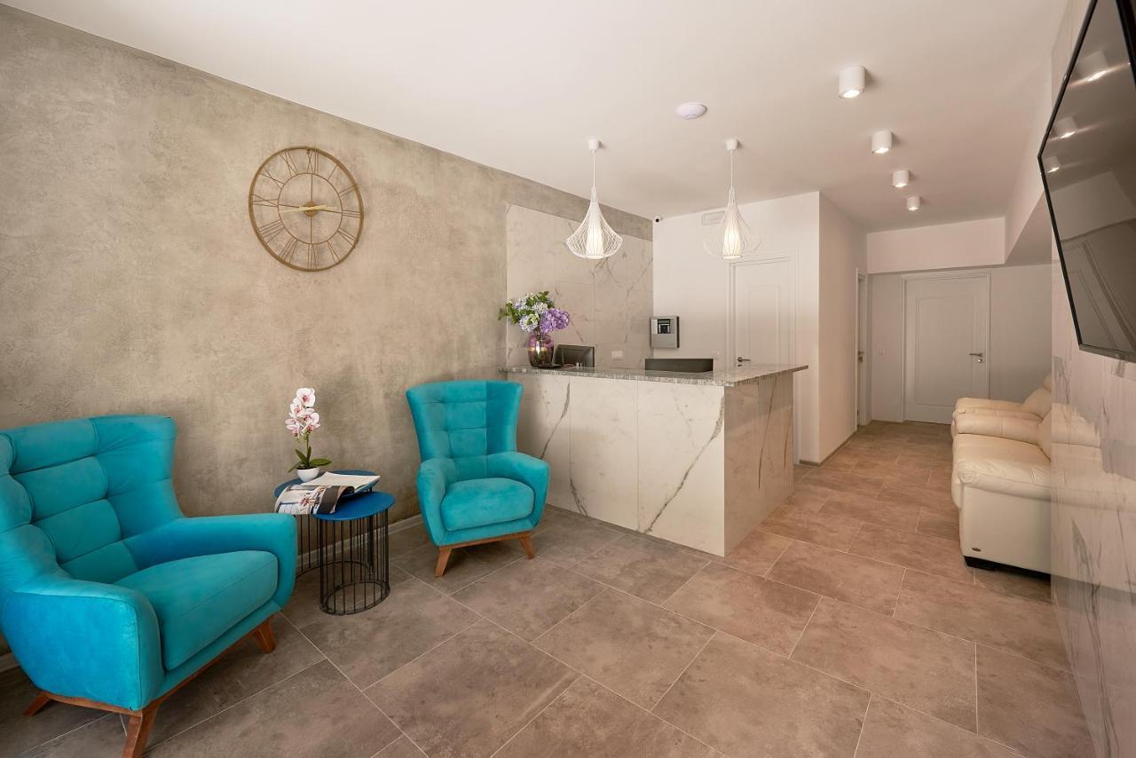 Garni Hotel Larimar Budva Extérieur photo